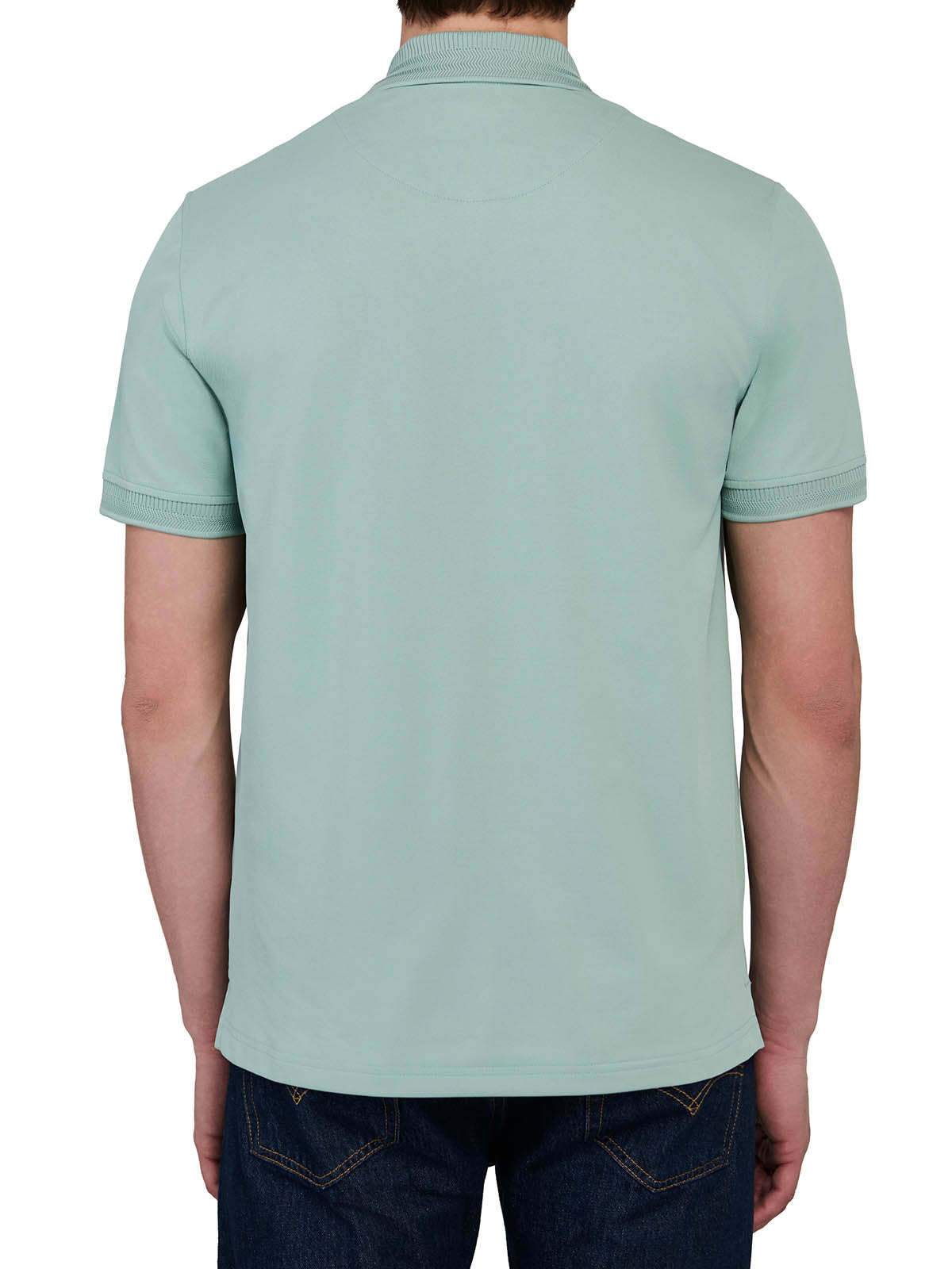 LIGHT GREEN