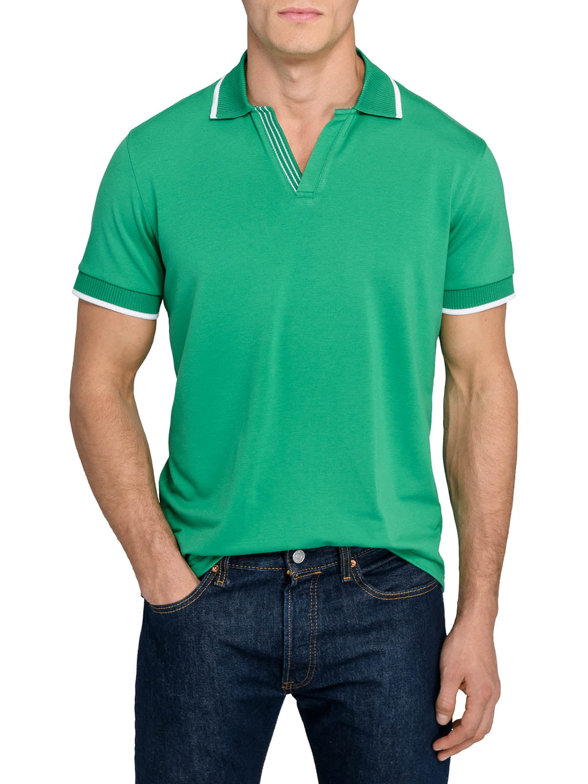 GREEN