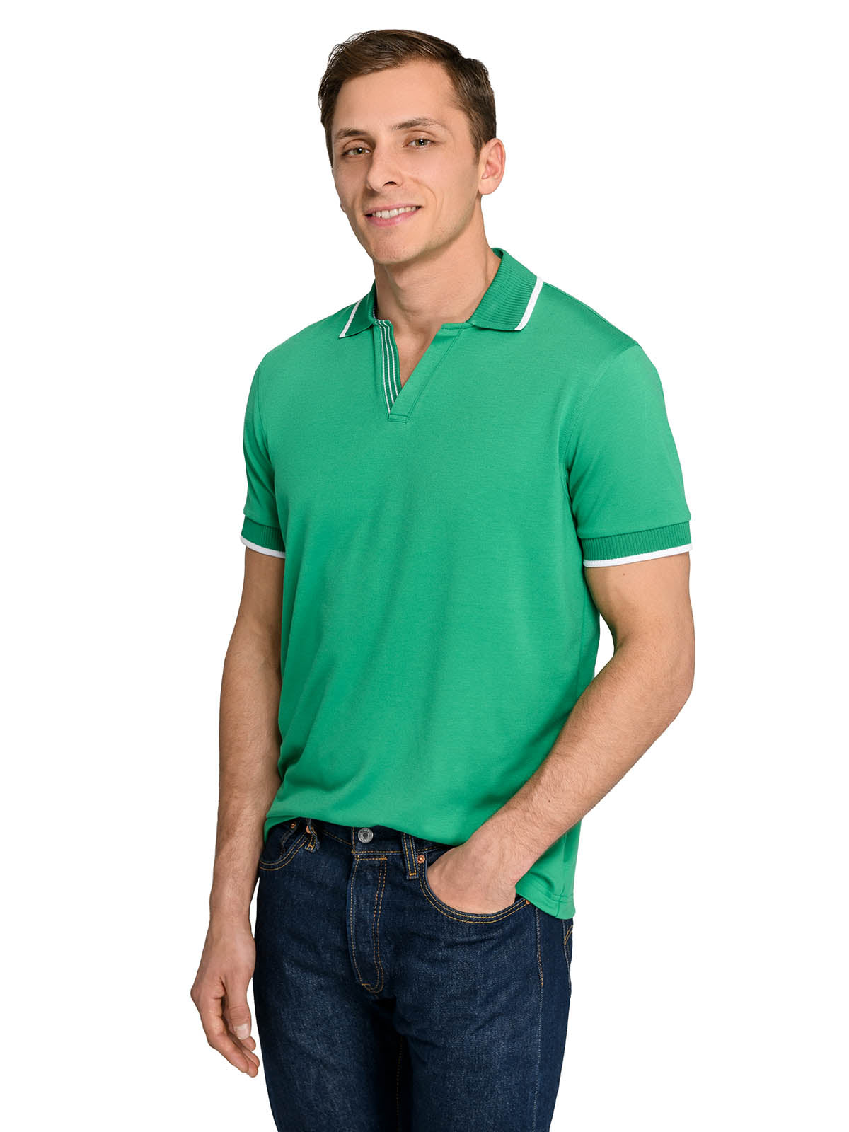 GREEN