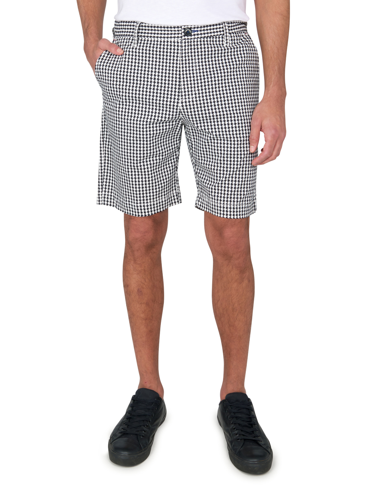 CON.STRUCT AMES SHORTS